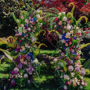 Arcadă semi-ovală în cromatică pastelată Enchanted Forest