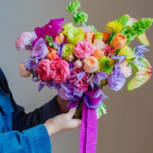 Buchetul Andradei, diversitate florală pastelată