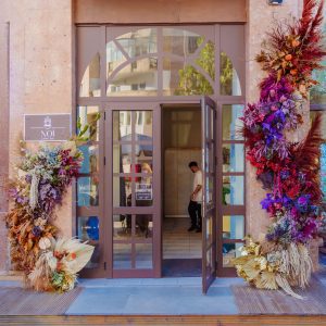 Instalație de toamnă cu plante uscate