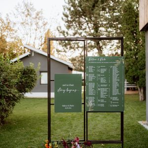 Suport metalic negru, tip fereastră